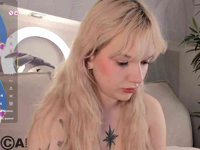 Molly-Platt webcam