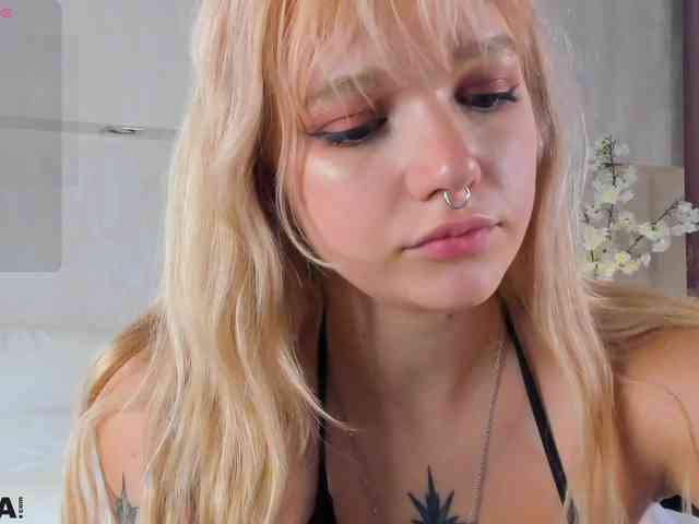 Molly-Platt webcam