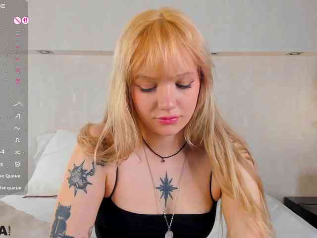 Molly-Platt webcam