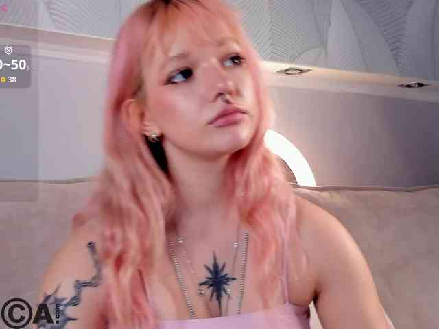 Molly-Platt webcam