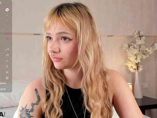 Molly-Platt webcam