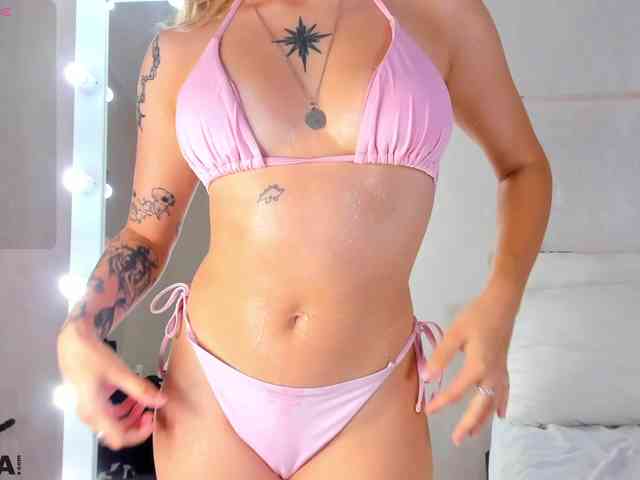 Molly-Platt webcam