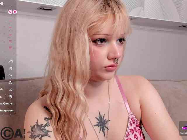 Molly-Platt webcam