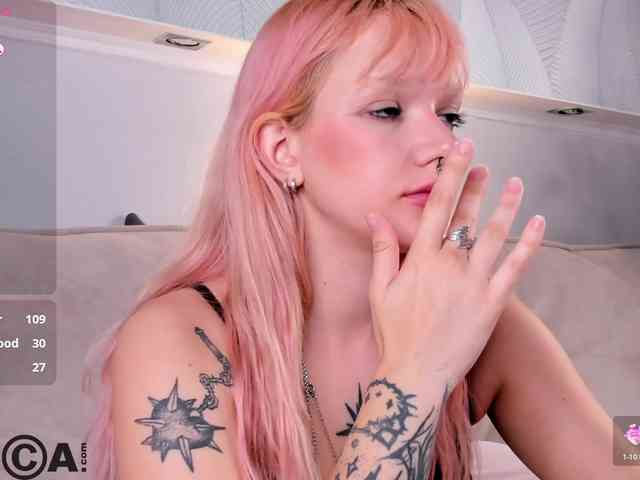 Molly-Platt webcam