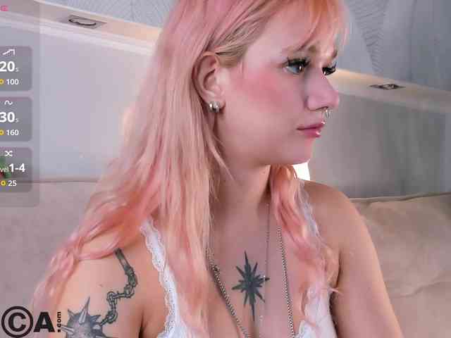 Molly-Platt webcam