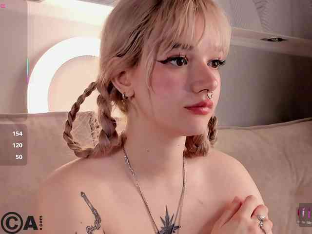 Molly-Platt webcam