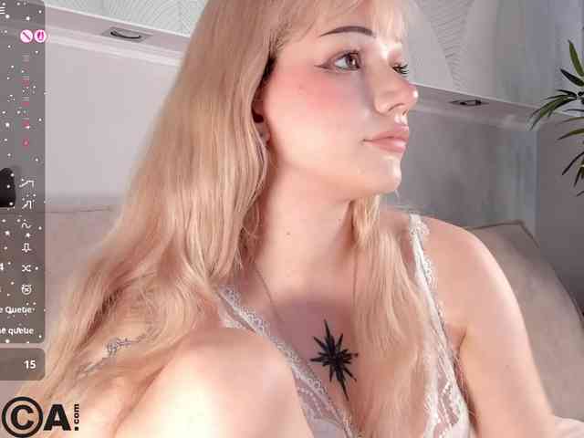 Molly-Platt webcam