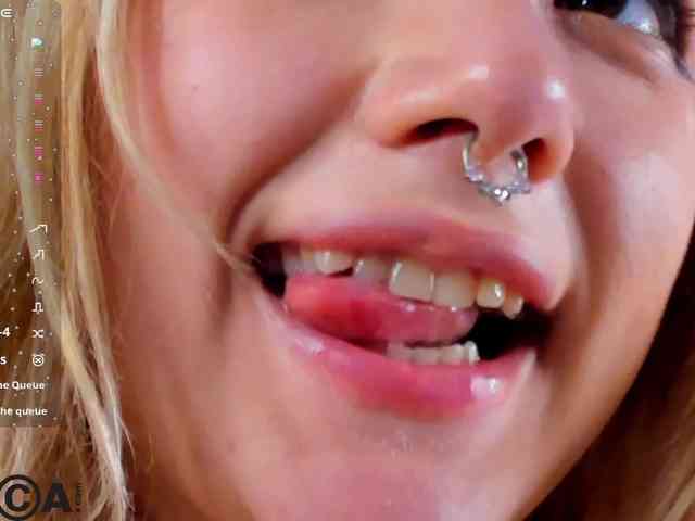 Molly-Platt webcam