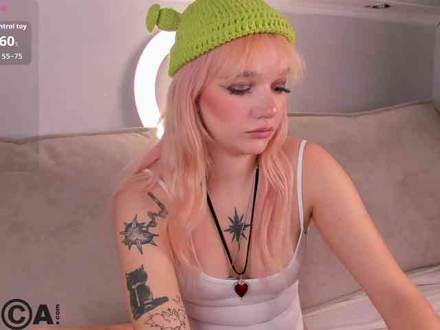 Molly-Platt webcam