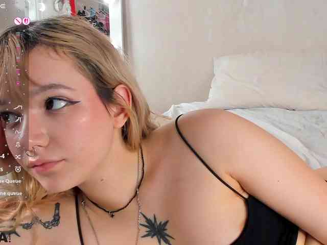 Molly-Platt webcam