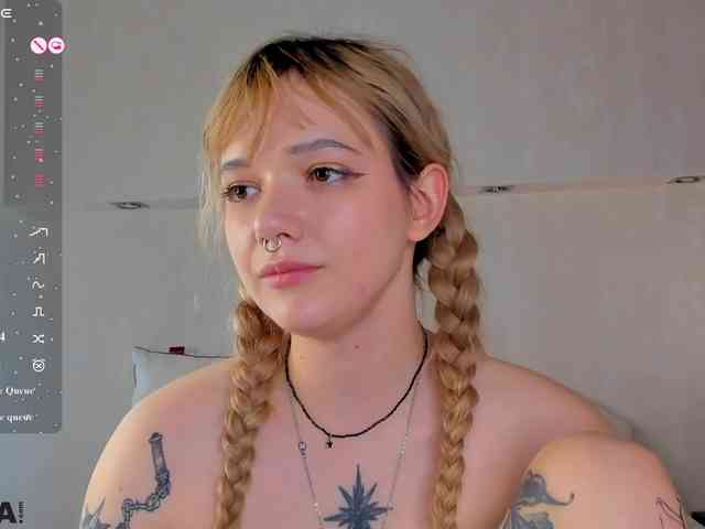 Molly-Platt webcam