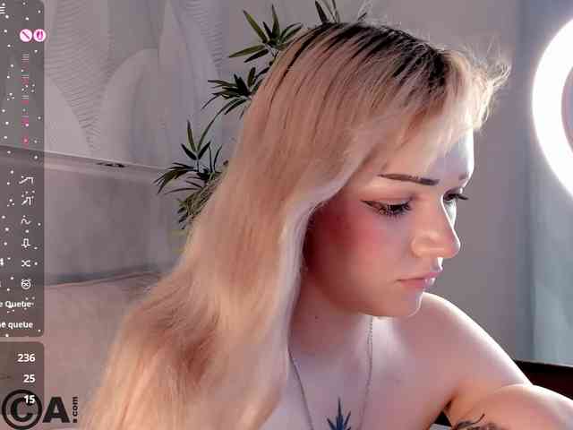 Molly-Platt webcam