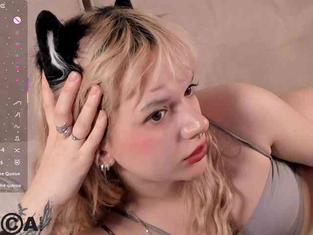 Molly-Platt webcam
