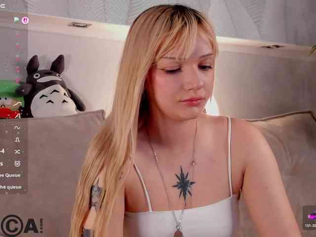 Molly-Platt webcam