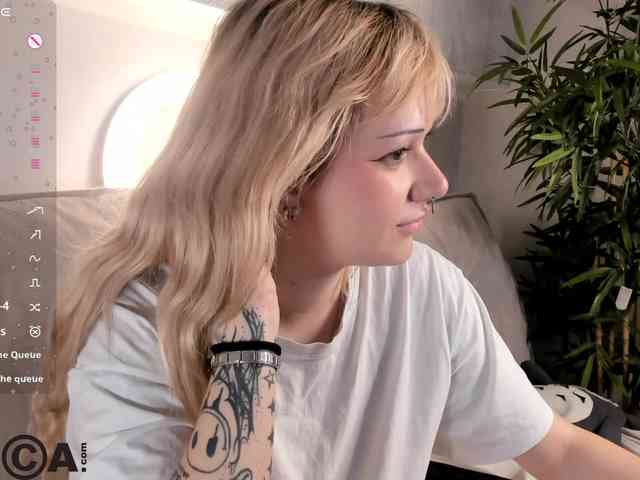Molly-Platt webcam