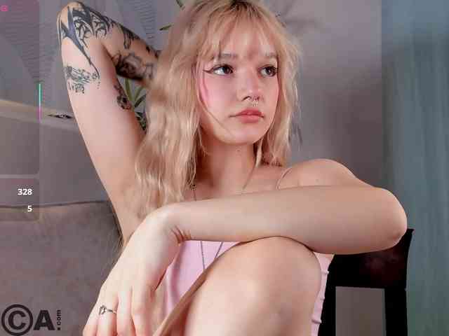 Molly-Platt Live Webcam on BongaCams