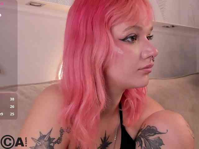 Molly-Platt webcam