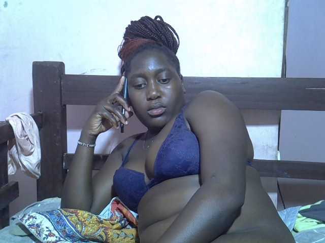Birdie-girl live cam on BongaCams