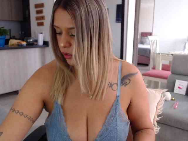 Modella: Mara-