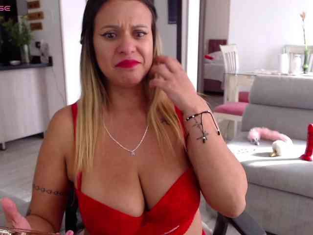 Modella: Mara-