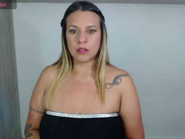 Modella: Mara-