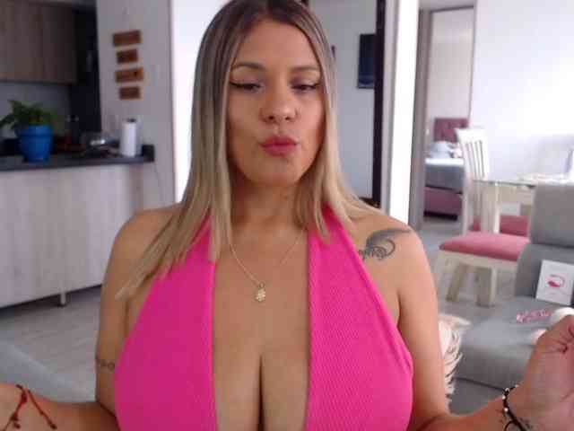 Modella: Mara-