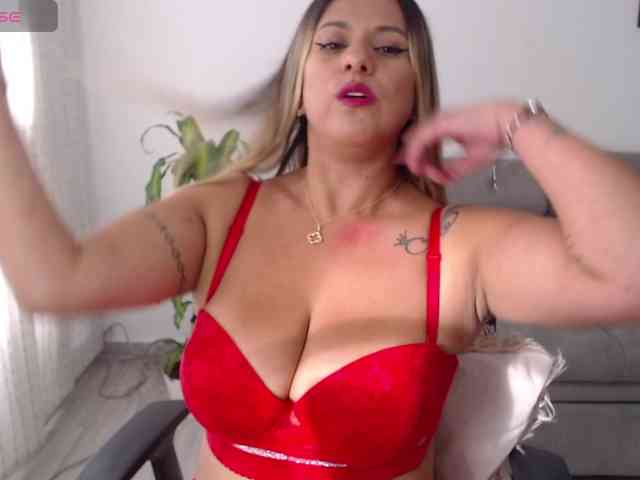 Modella: Mara-