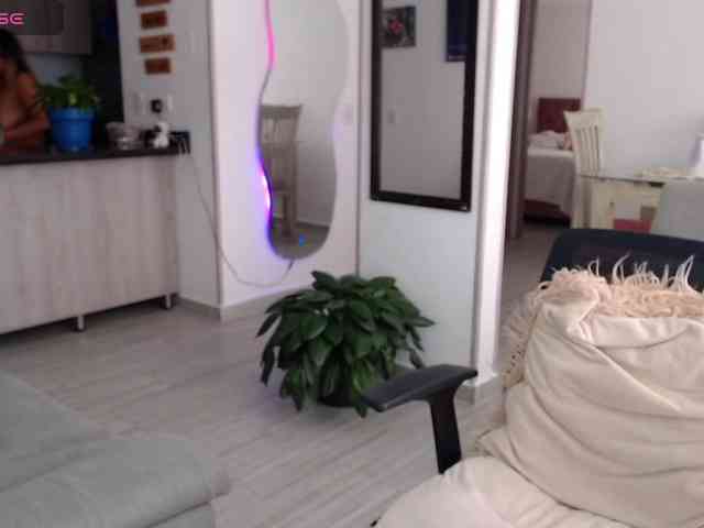 Modella: Mara-