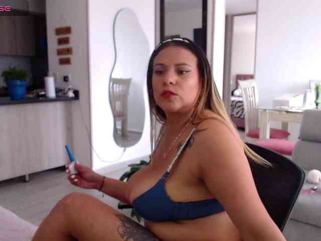 Modella: Mara-