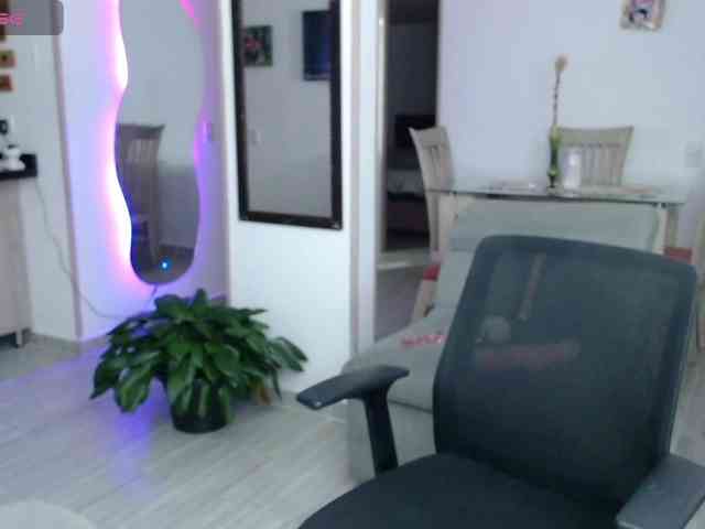 Modella: Mara-