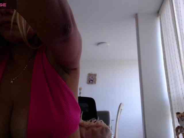 Modella: Mara-