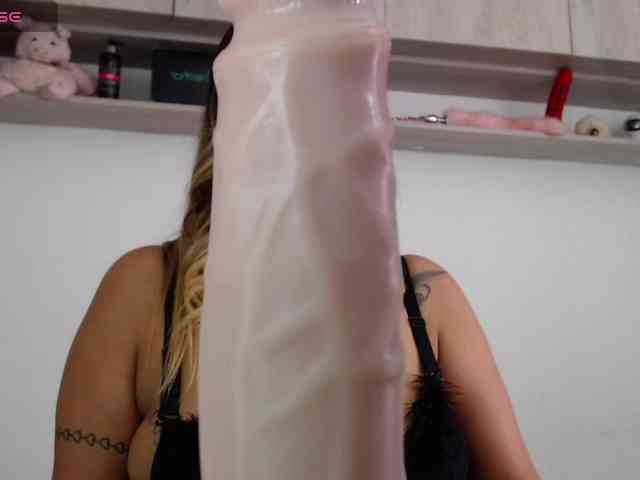 Modella: Mara-