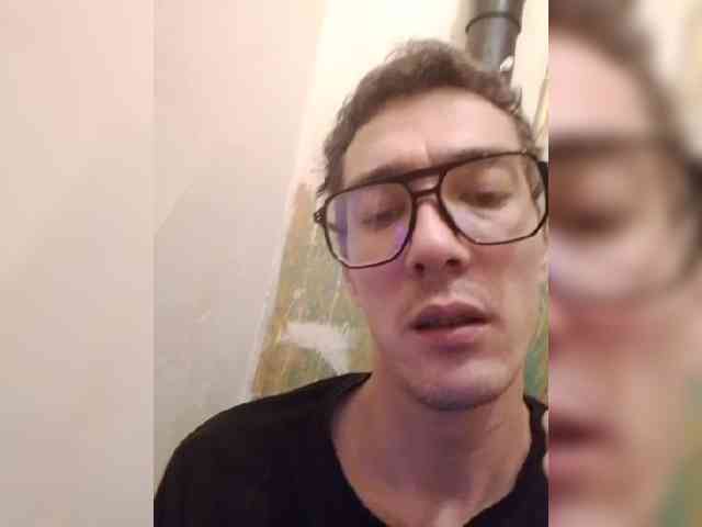 Gazelevod's cam show statistics and live stream