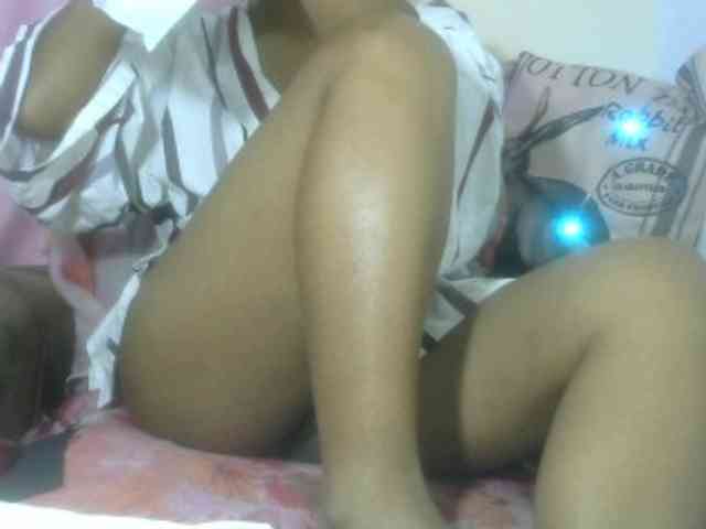 LalyChoco1 webcam