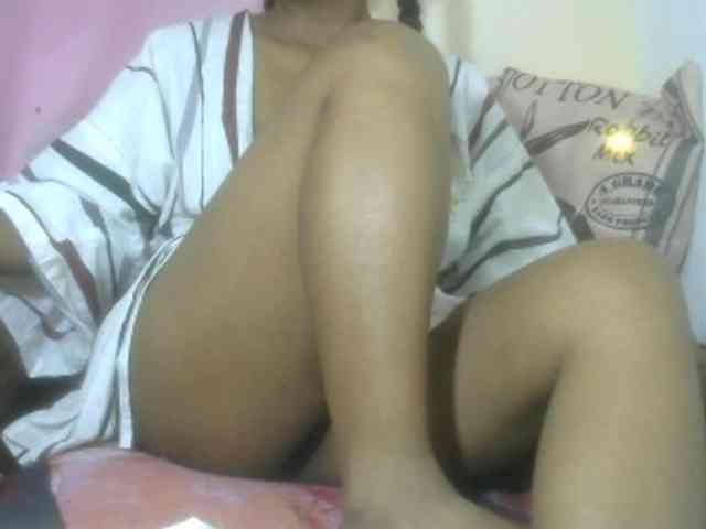 LalyChoco1 webcam