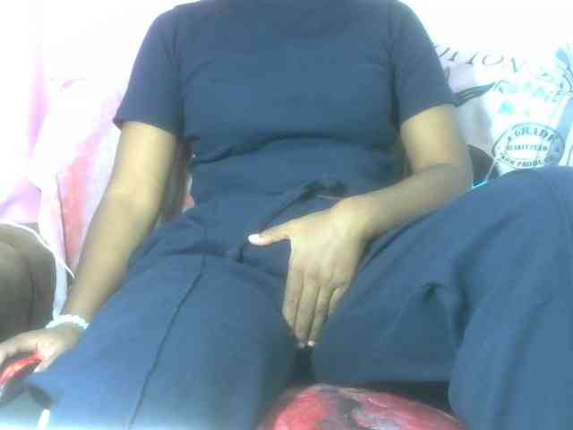 LalyChoco1 webcam