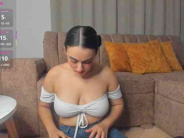 Elizabeth-Lamer webcam