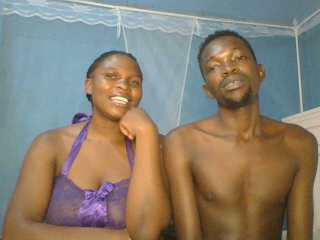 Thearo live cam on BongaCams