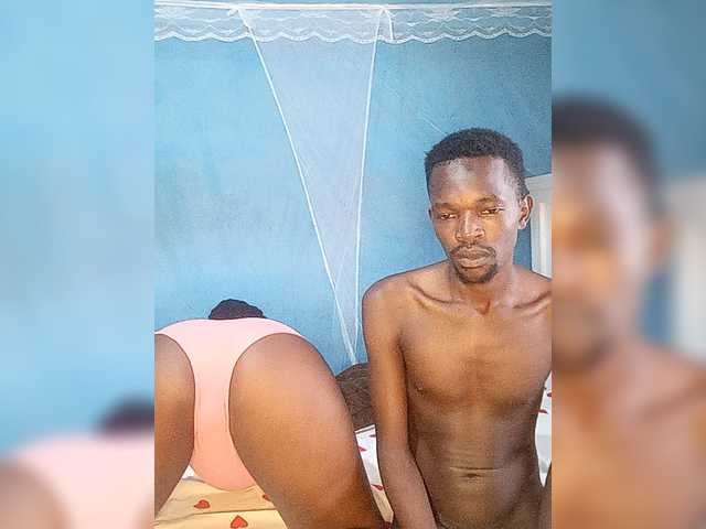 Thearo live cam on BongaCams