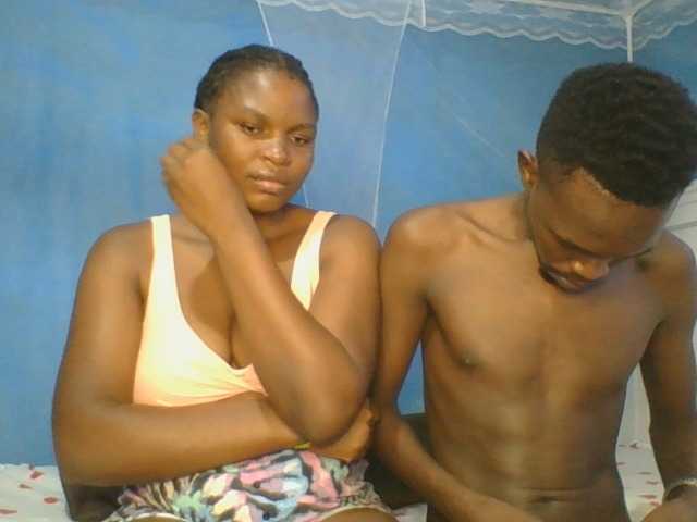 Thearo live cam on BongaCams