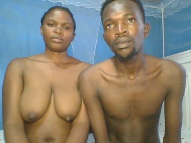 Thearo live cam on BongaCams