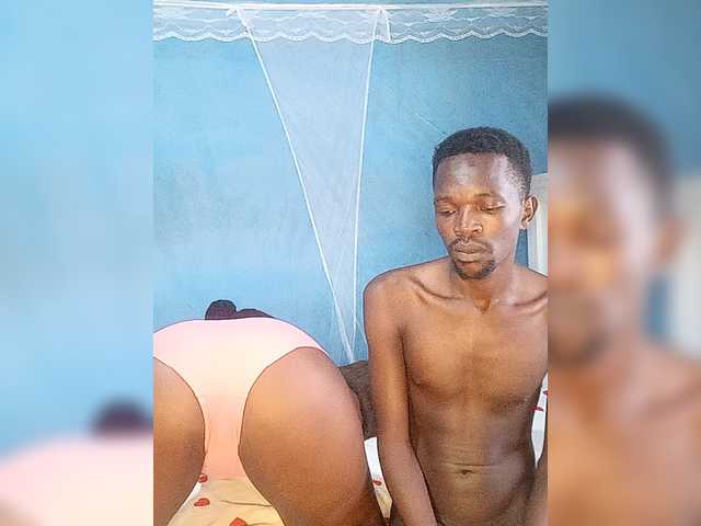 Thearo live cam on BongaCams
