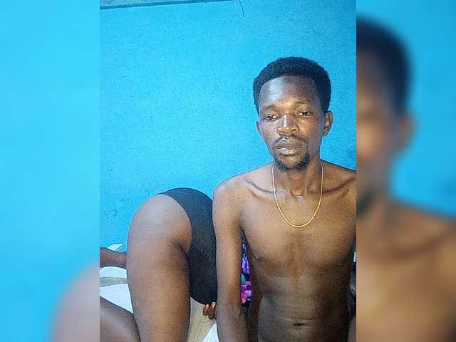 Thearo's BongaCams show and profile