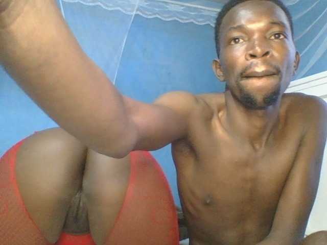 Thearo live cam on BongaCams