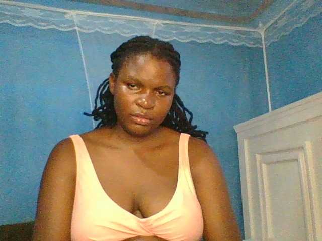 thearo cam belle