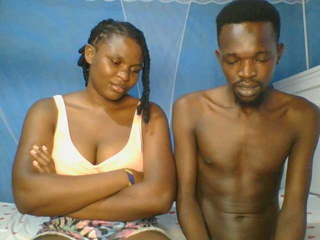 Thearo live cam on BongaCams