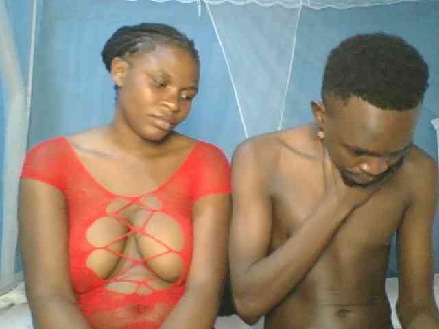 Shadia45 webcam