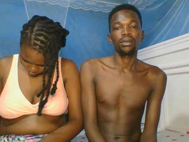 Shadia45 webcam