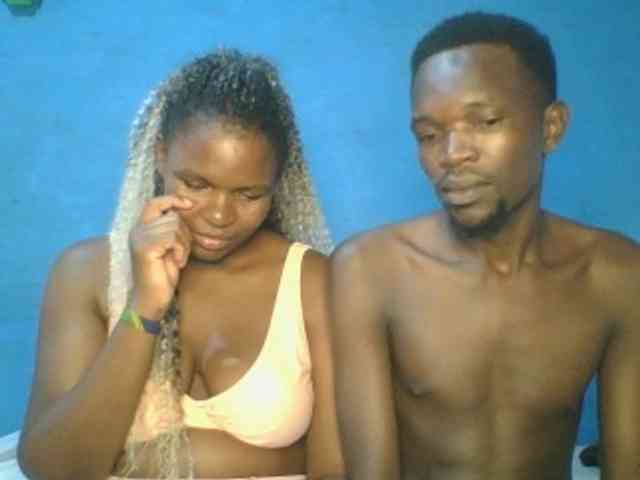 Shadia45 webcam