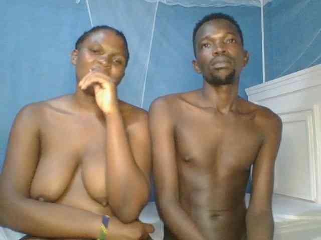 Shadia45 webcam